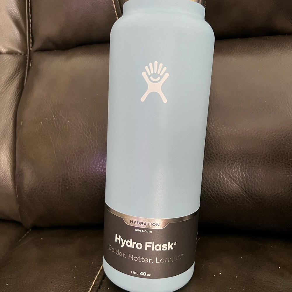 Hydro flask 40 oz Wide Flex Cap in Rain